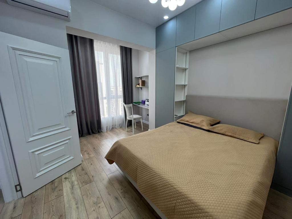 Ferienwohnung Business Almaty Exterior foto