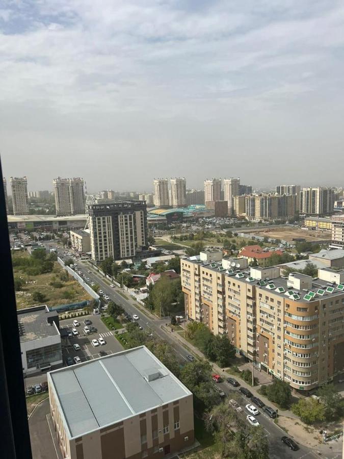 Ferienwohnung Business Almaty Exterior foto